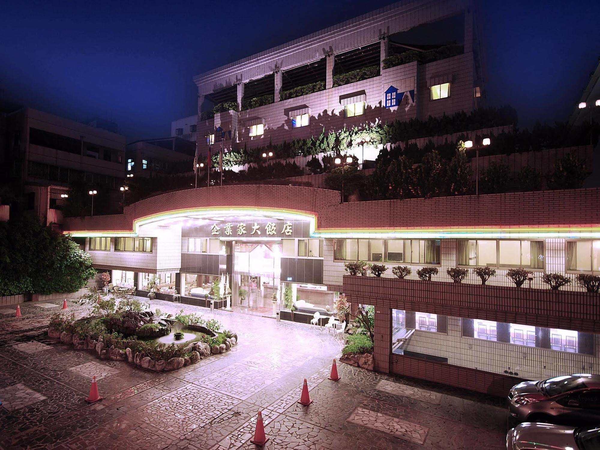 The Enterpriser Hotel Taichung Buitenkant foto