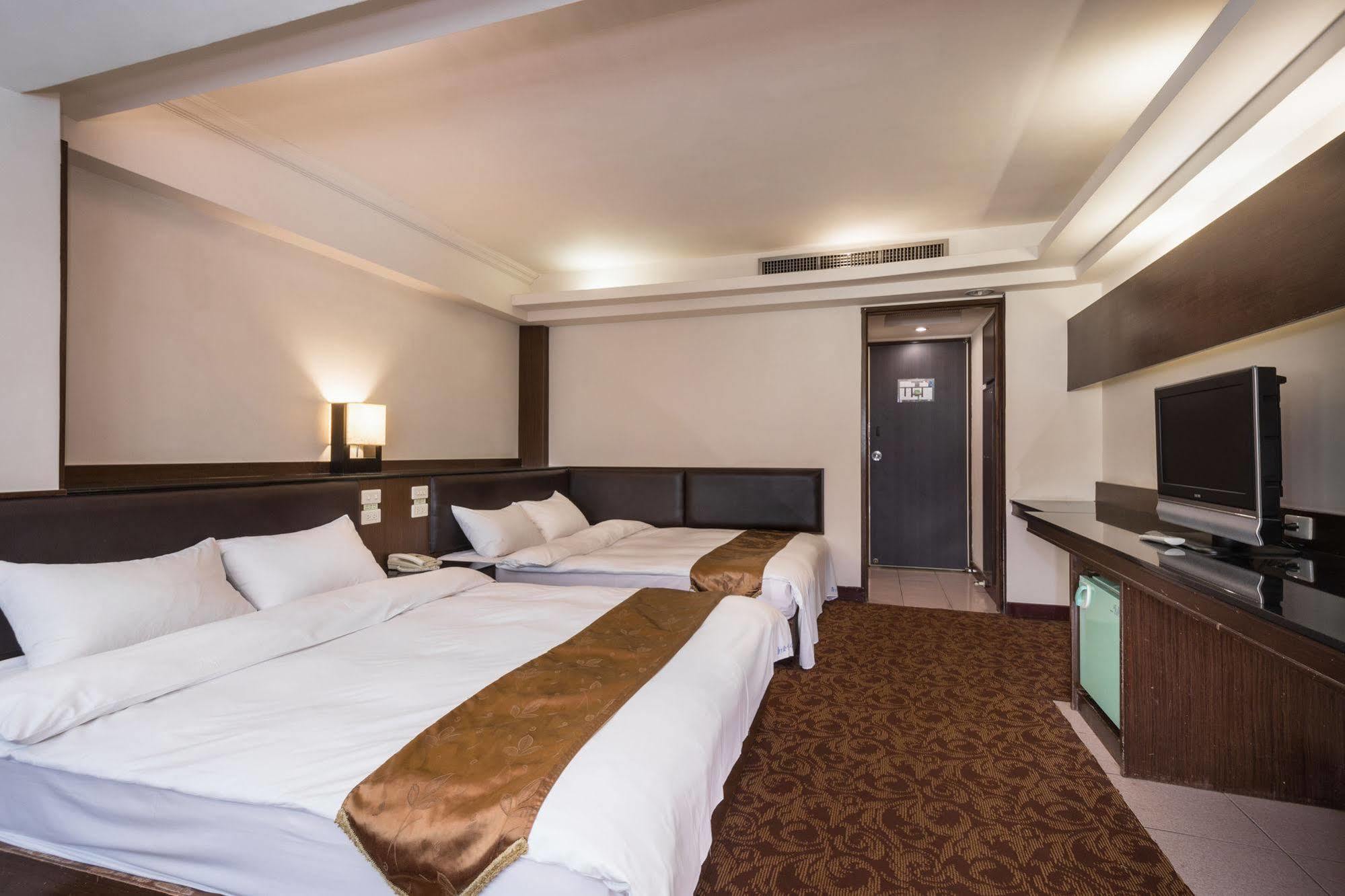 The Enterpriser Hotel Taichung Buitenkant foto