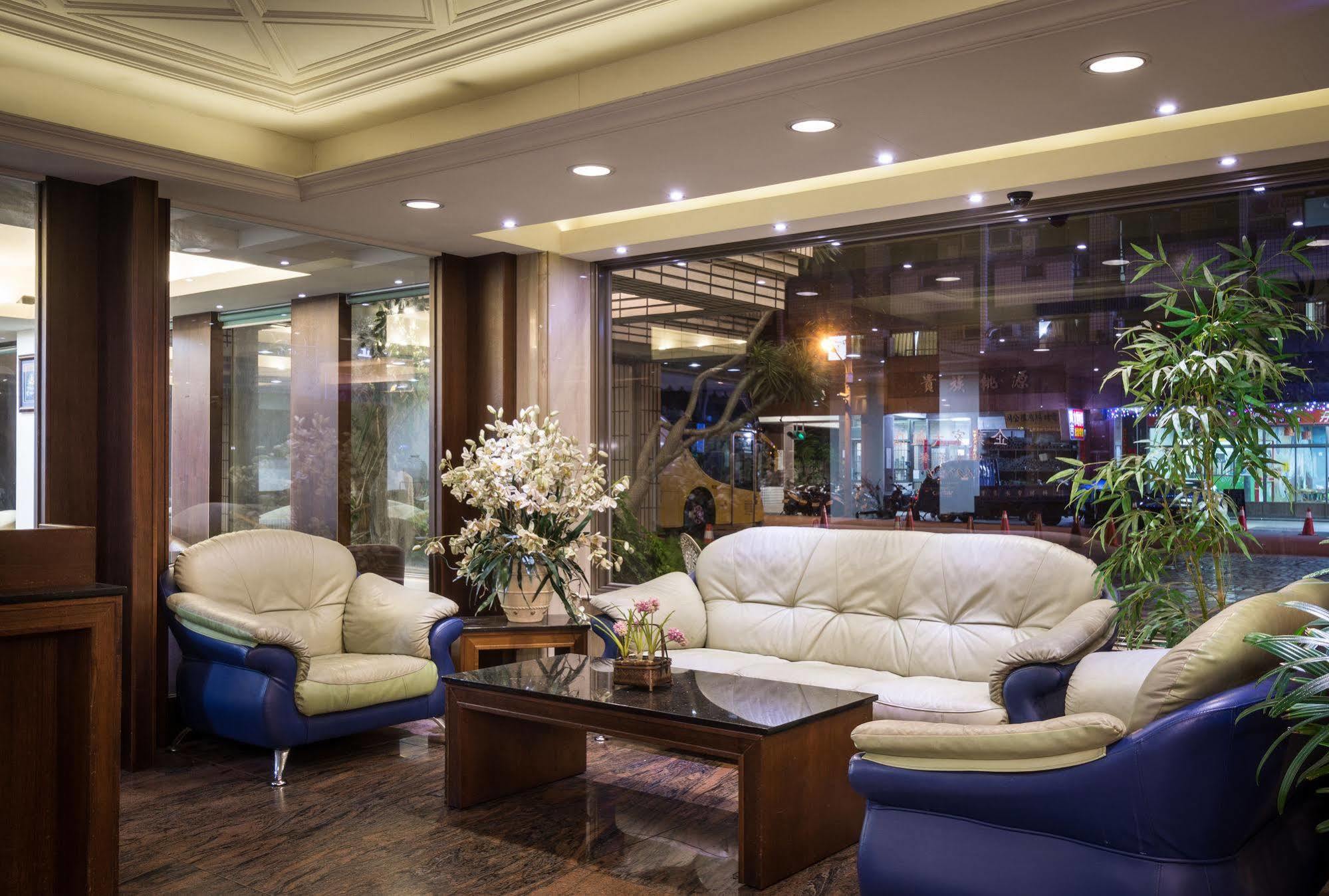 The Enterpriser Hotel Taichung Buitenkant foto