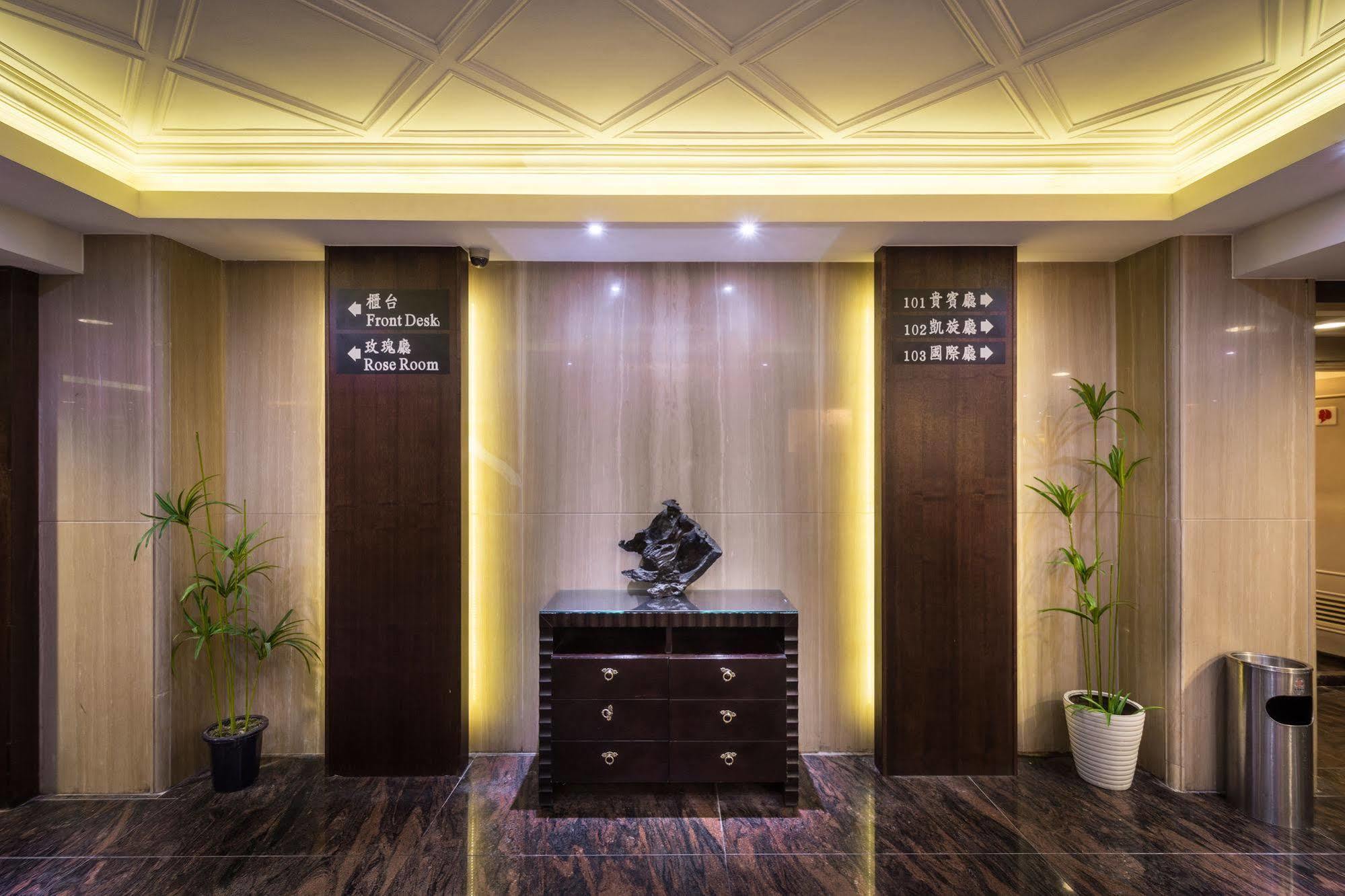 The Enterpriser Hotel Taichung Buitenkant foto