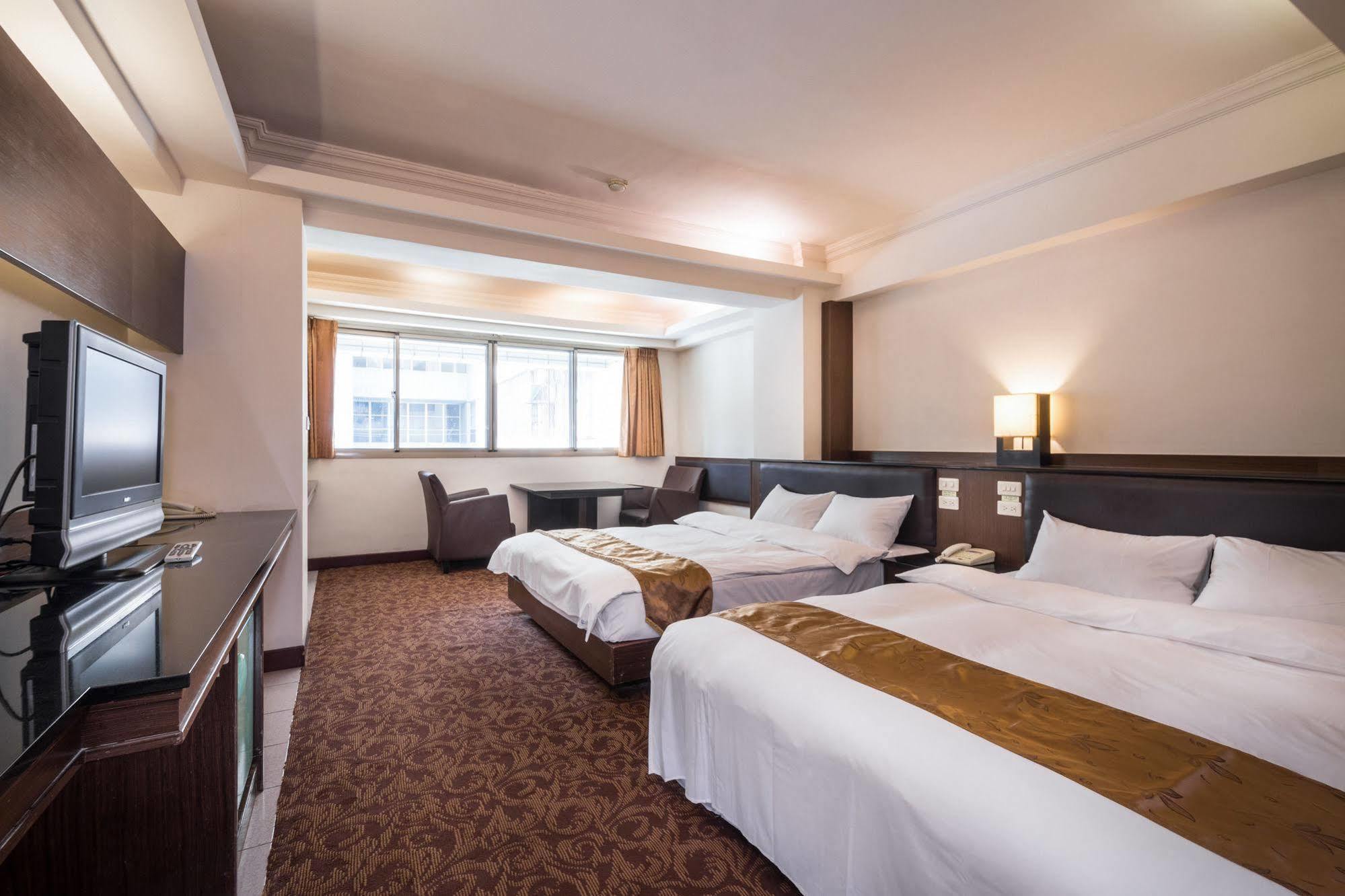 The Enterpriser Hotel Taichung Buitenkant foto